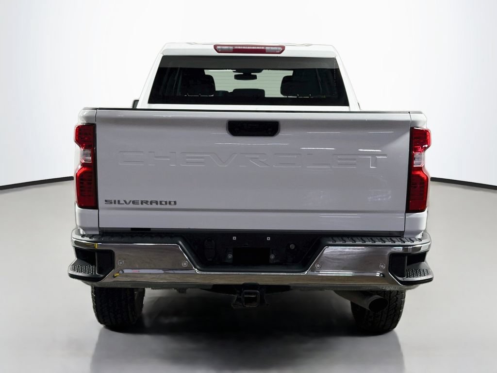 Used 2022 Chevrolet Silverado 2500 LT AWD/4WD image 6