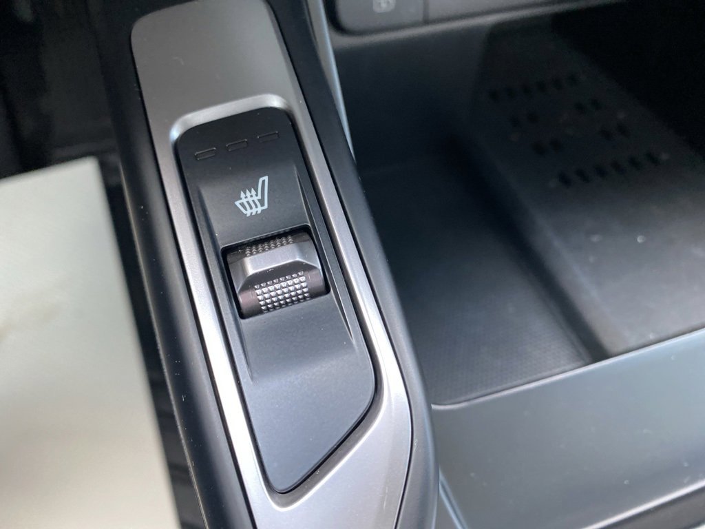 Used 2022 Kia Sorento EX w/ Panoramic Sunroof Package image 35