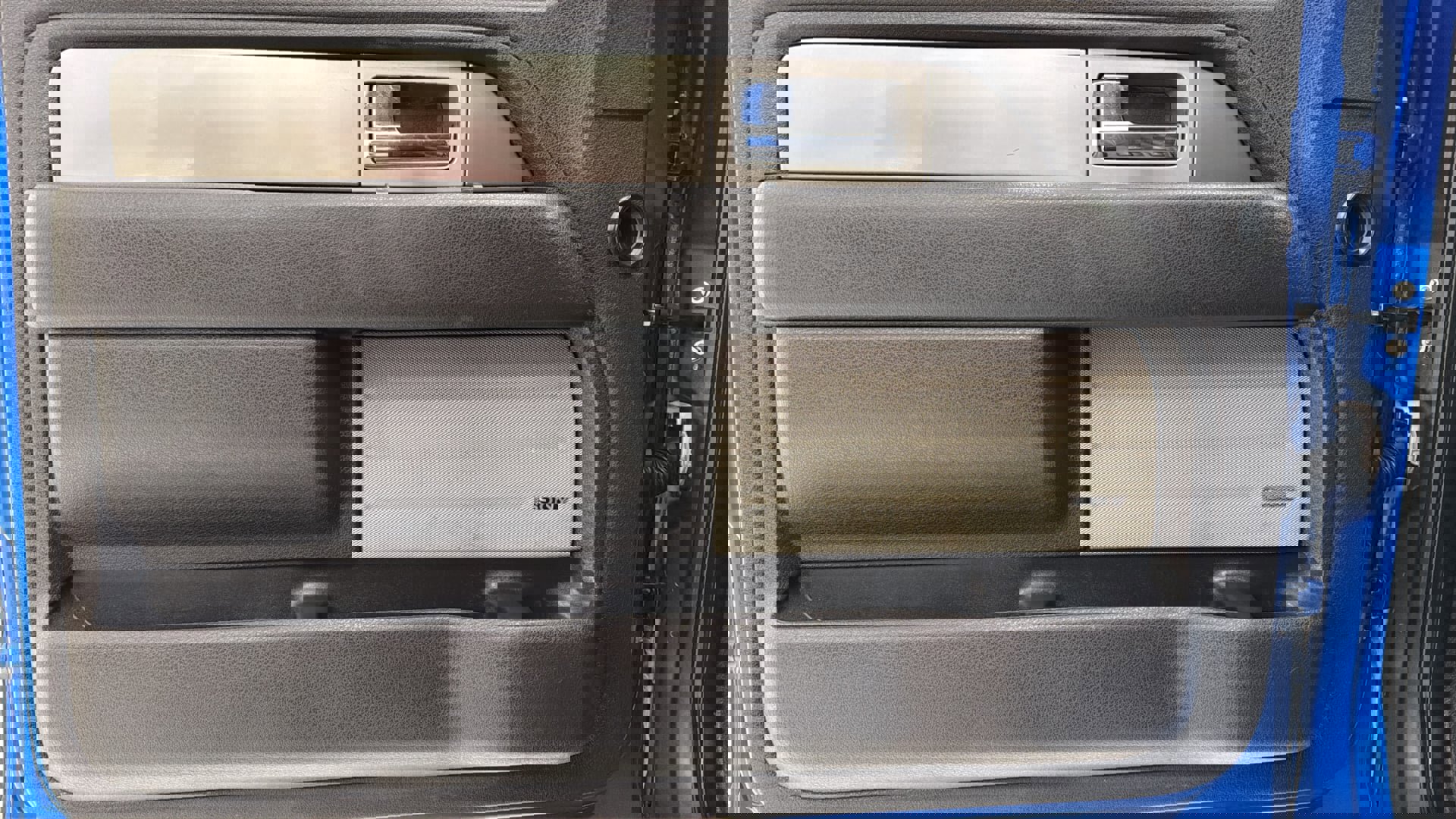 Used 2012 Ford F150 Raptor w/ Raptor Luxury Pkg image 20