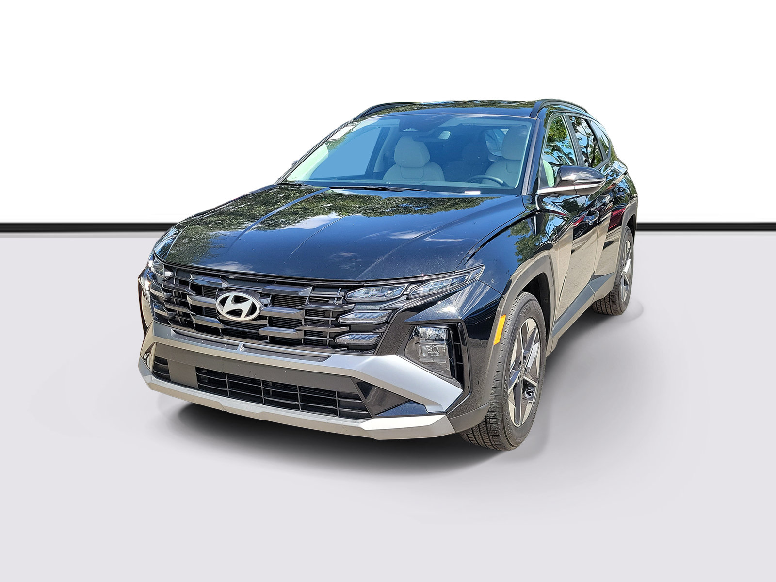 Used 2025 Hyundai Tucson SEL FWD image 2
