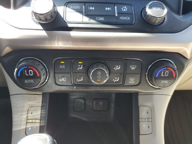 Used 2019 GMC Acadia Denali w/ Technology Package FWD image 32