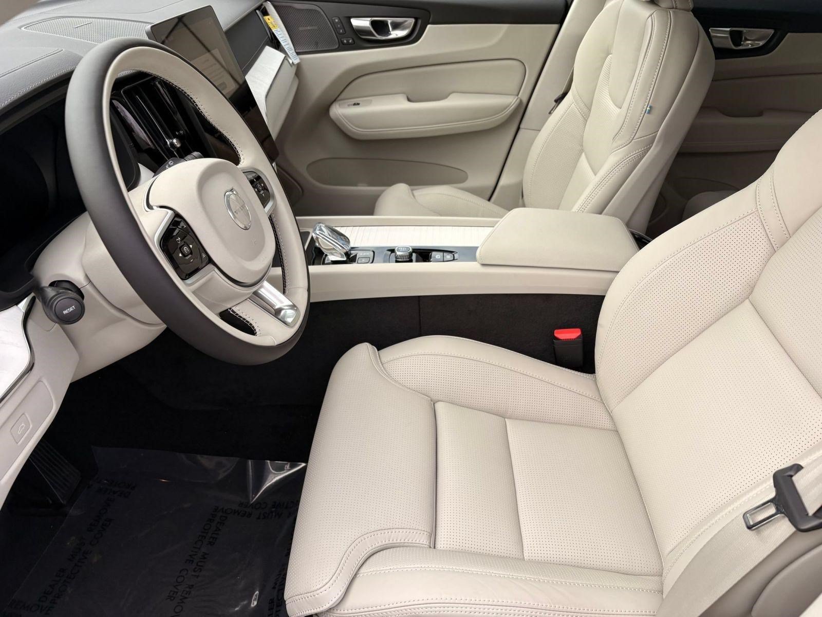 Certified 2026 Volvo XC60 B5 Ultra w/ Climate Package AWD/4WD image 5