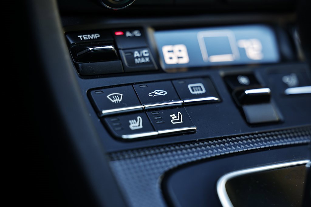 Certified 2019 Porsche 911 Carrera 4S image 37