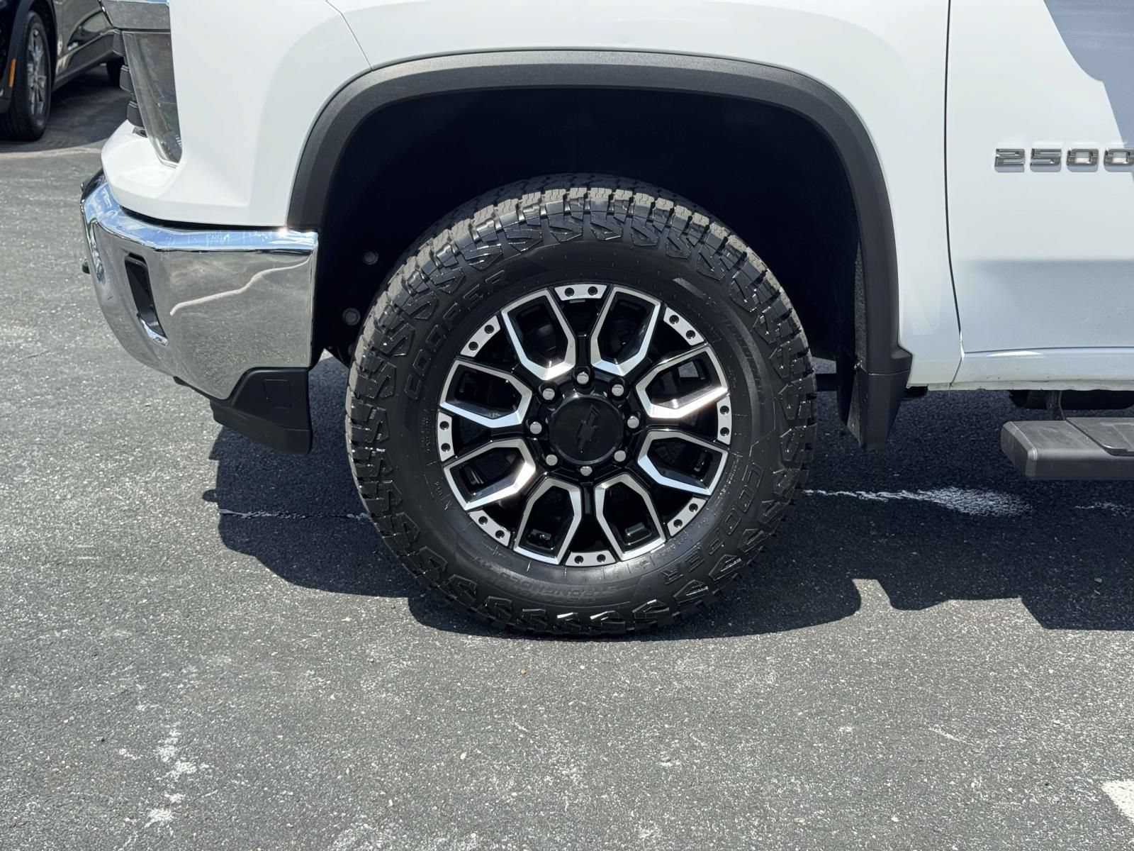 Used 2024 Chevrolet Silverado 2500 LT w/ LPO, Dark Essentials Package AWD/4WD image 28
