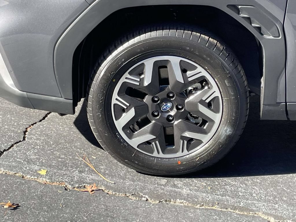 Certified 2026 Subaru Forester Premium AWD/4WD image 9