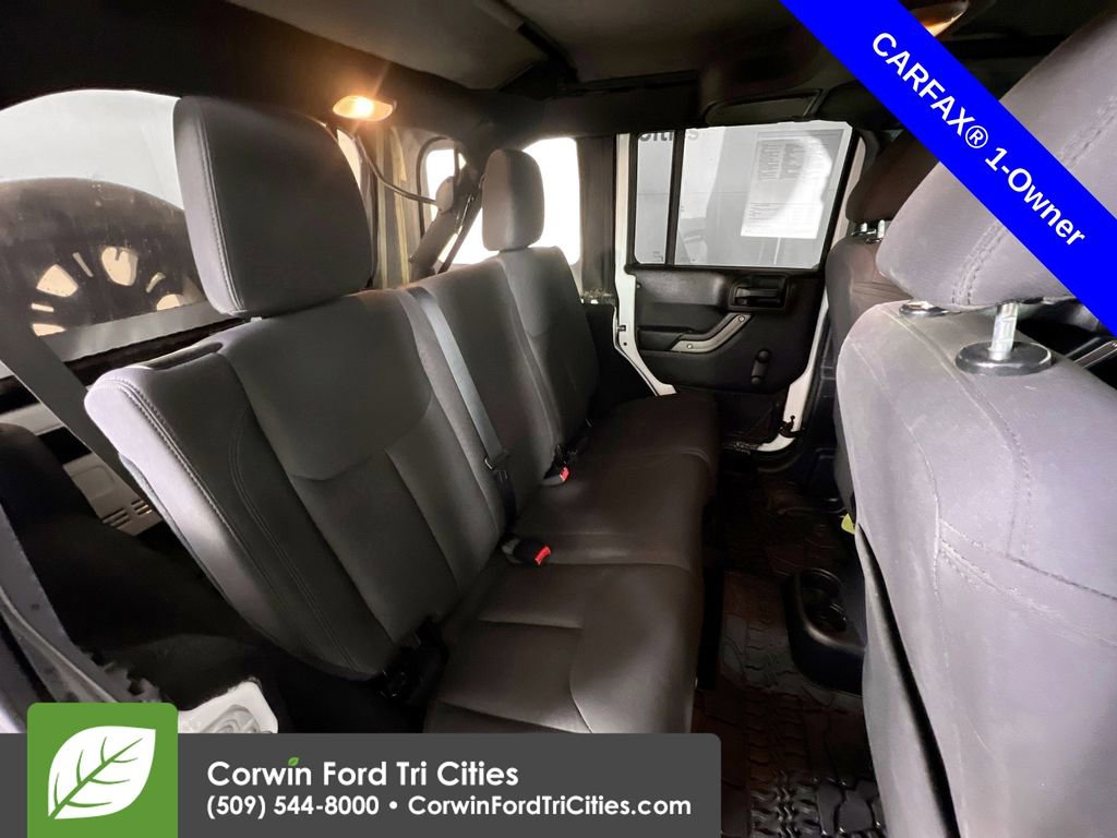Used 2016 Jeep Wrangler Unlimited Sport w/ Max Tow Package image 15