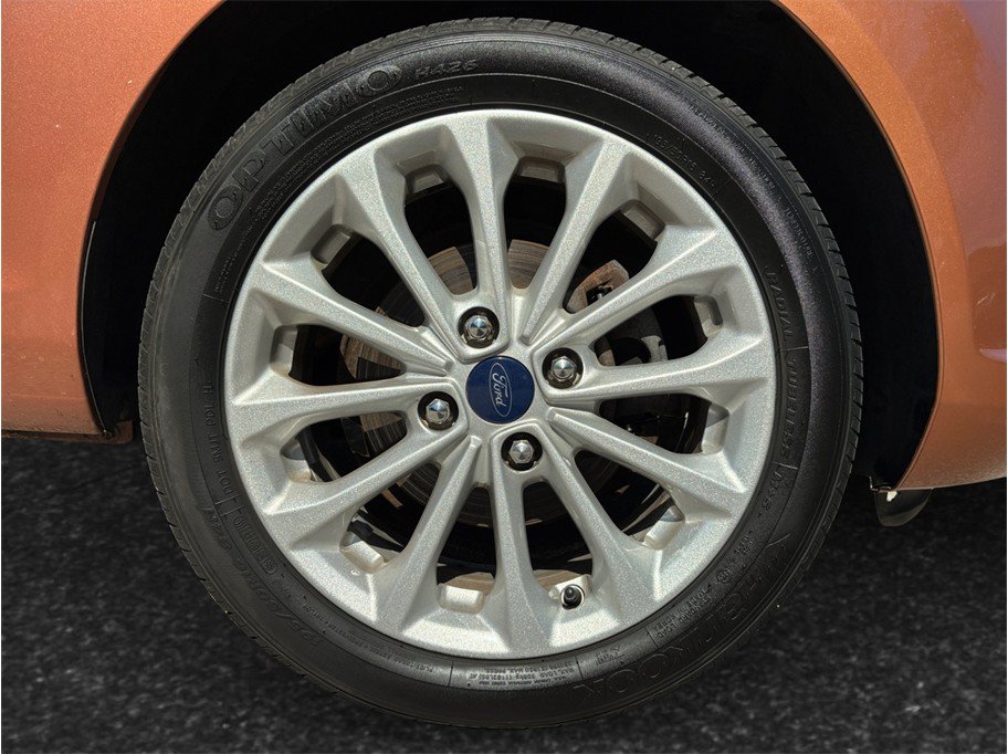 Used 2017 Ford Fiesta Titanium FWD image 12