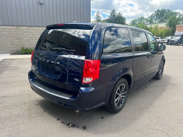 Used 2015 Dodge Grand Caravan R/T w/ Driver Convenience Group FWD image 5