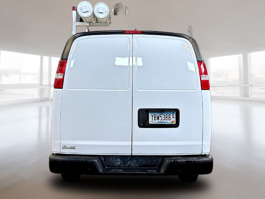 Used 2019 Chevrolet Express 3500 Extended RWD image 6