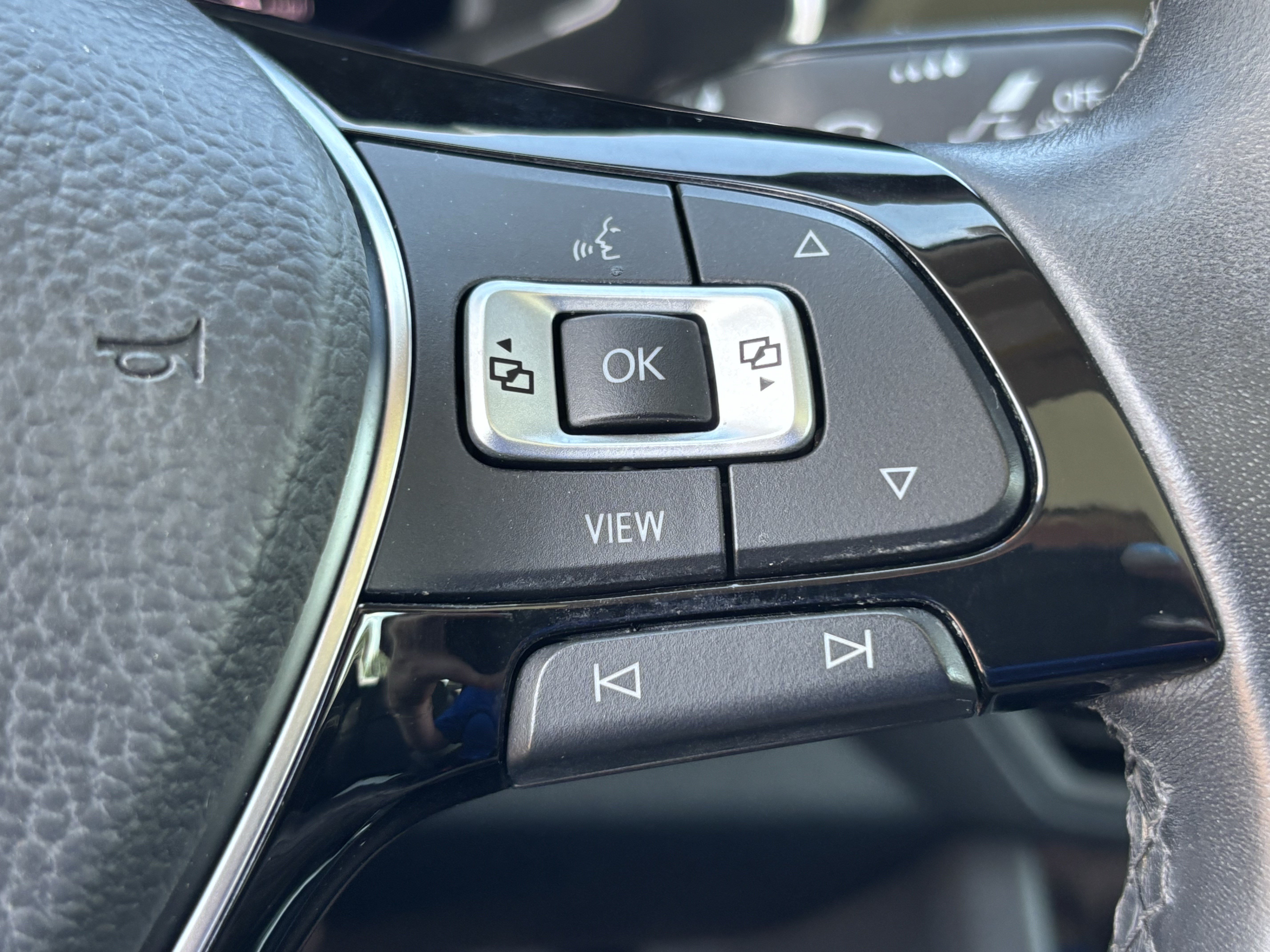 Used 2019 Volkswagen Jetta SEL FWD image 19