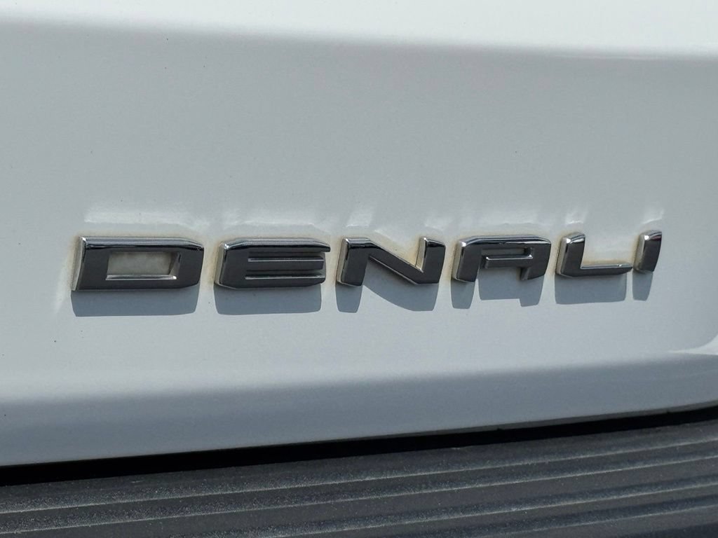 Used 2024 GMC Yukon XL Denali w/ Max Trailering Package RWD image 12