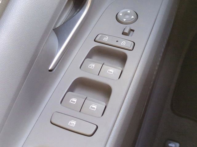 Used 2021 Hyundai Elantra SEL w/ Convenience + Premium Package image 29