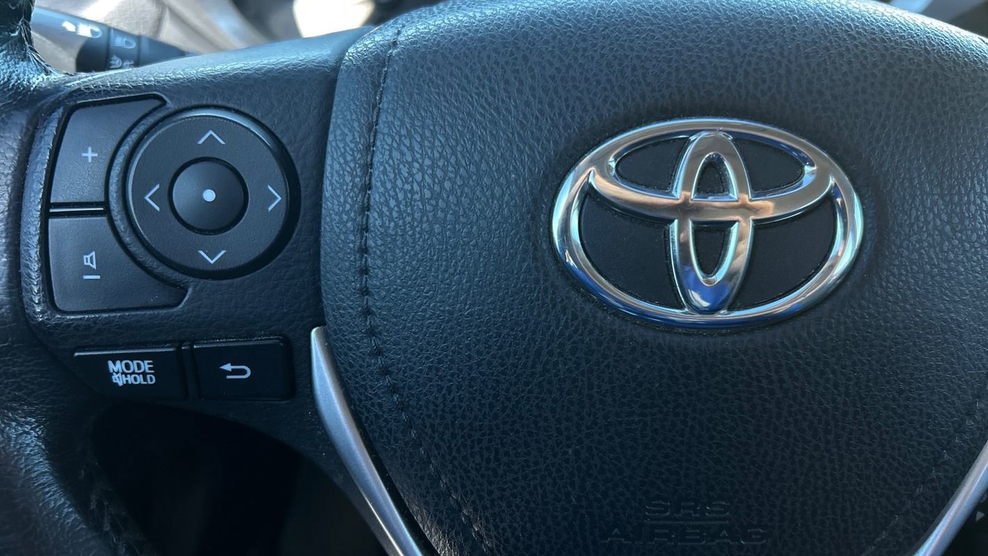 Used 2015 Toyota Corolla S image 28