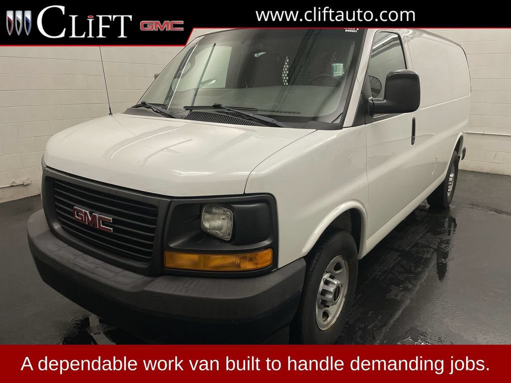 Used 2017 GMC Savana 2500 RWD image 1