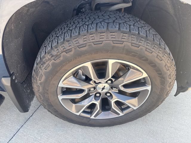 Used 2020 Chevrolet Silverado 1500 RST AWD/4WD image 40