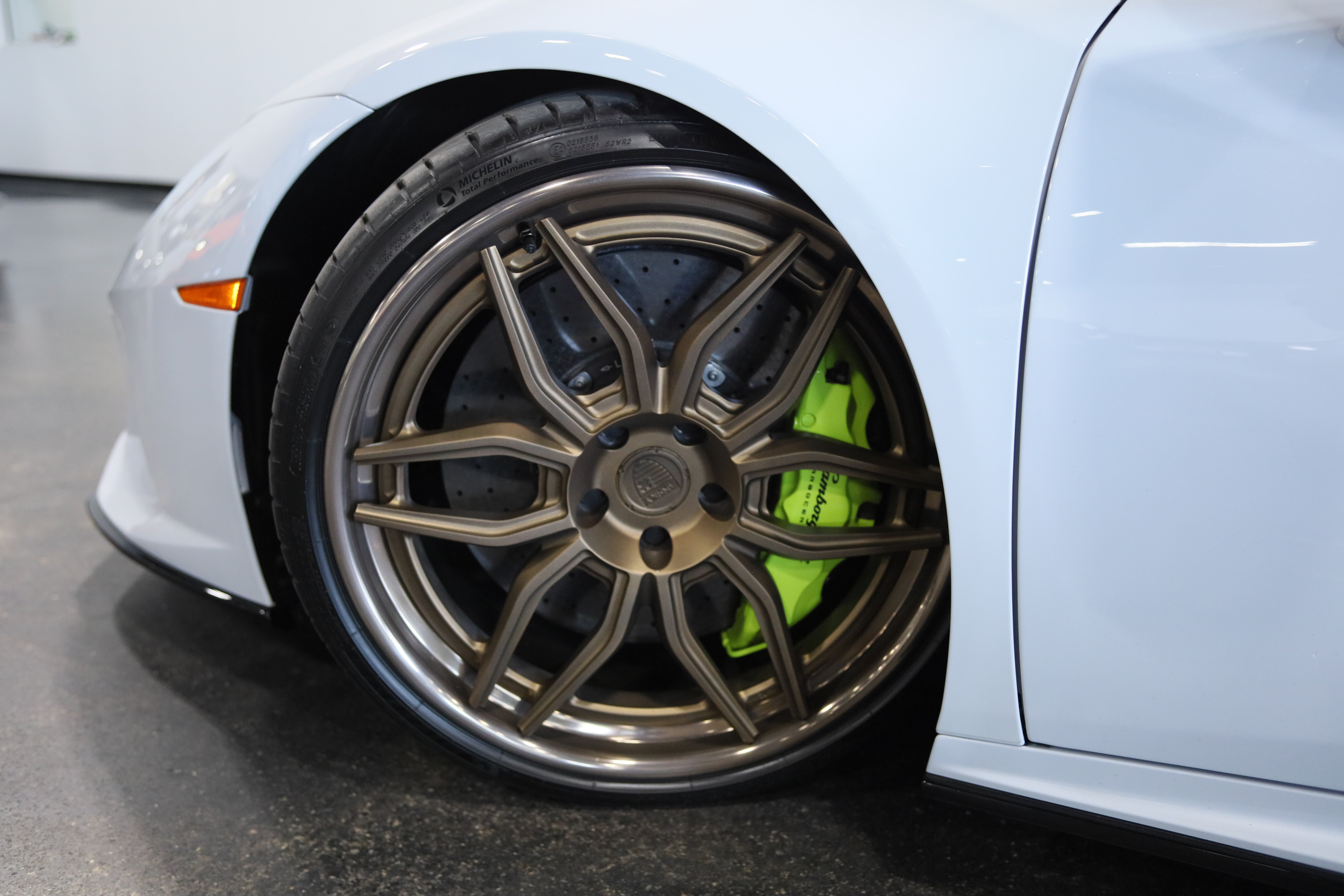 Used 2021 Lamborghini Huracan EVO AWD/4WD image 12