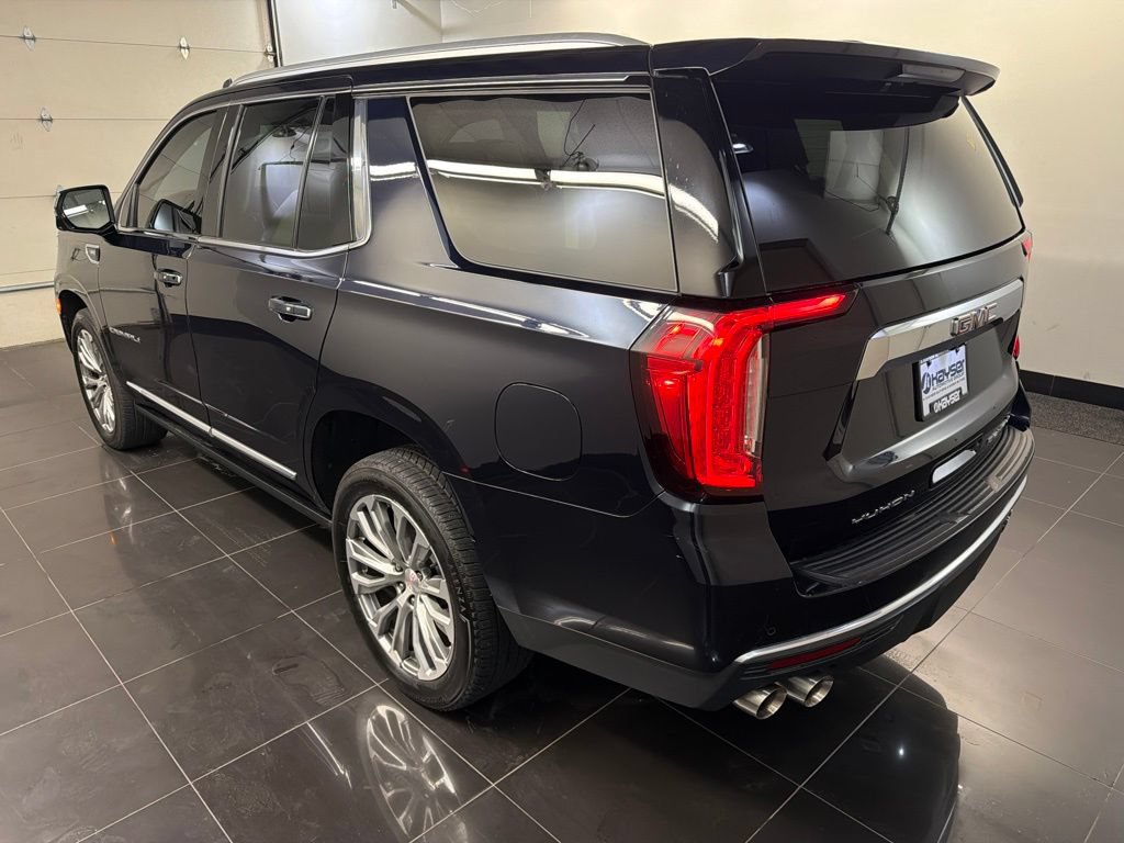 Used 2021 GMC Yukon Denali w/ Denali Premium Package AWD/4WD image 4