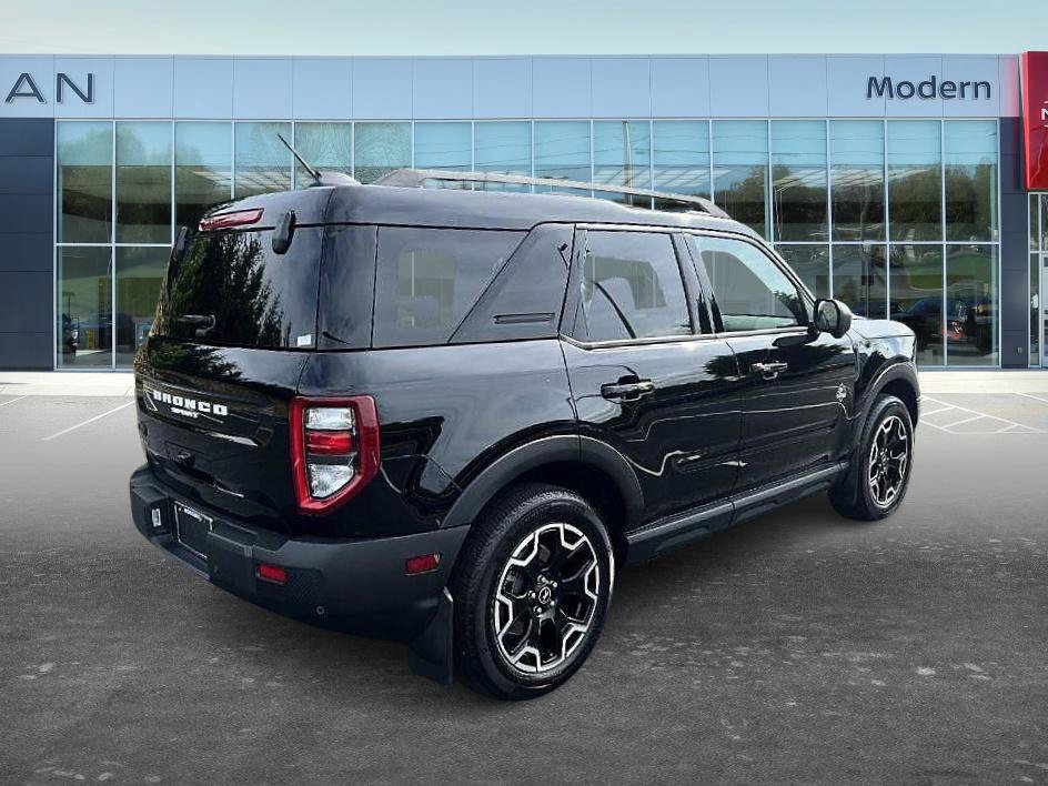 Used 2025 Ford Bronco Sport Outer Banks w/ Outer Banks Tech Package+ AWD/4WD image 5