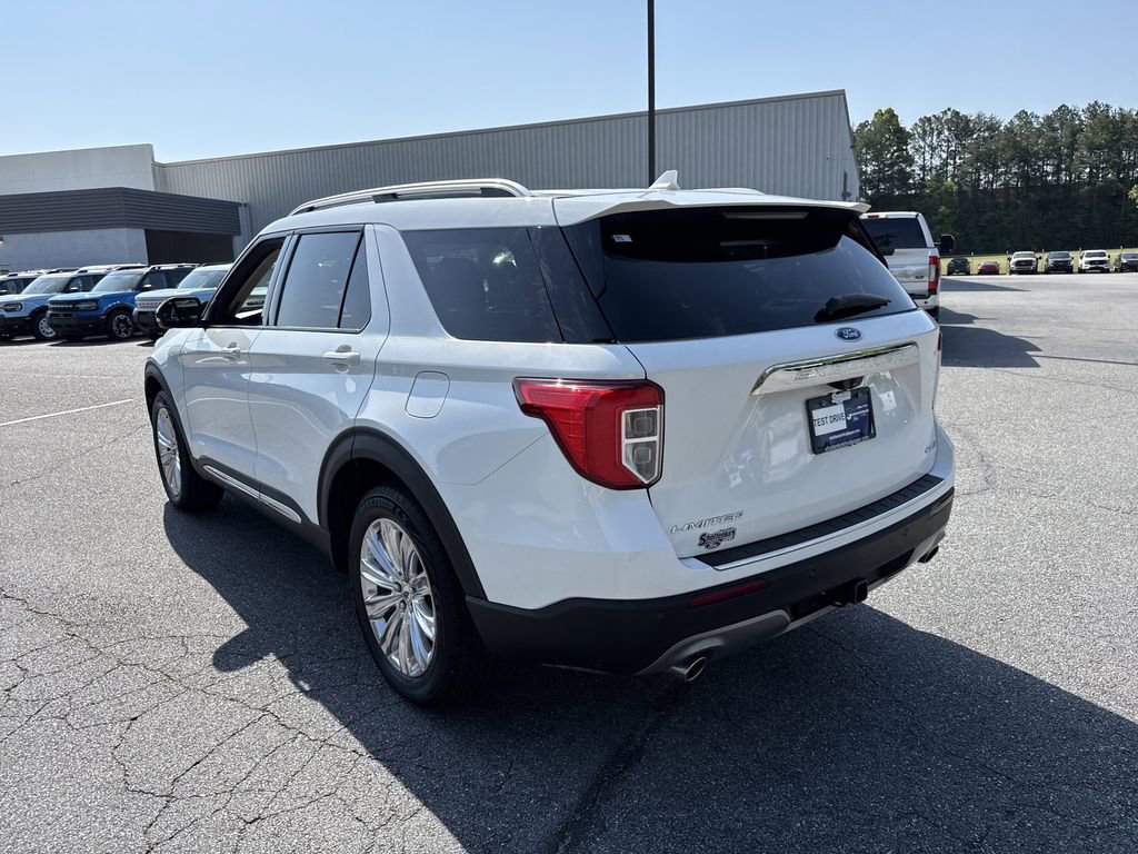 Used 2022 Ford Explorer Limited w/ Limited Technology Package AWD/4WD image 5