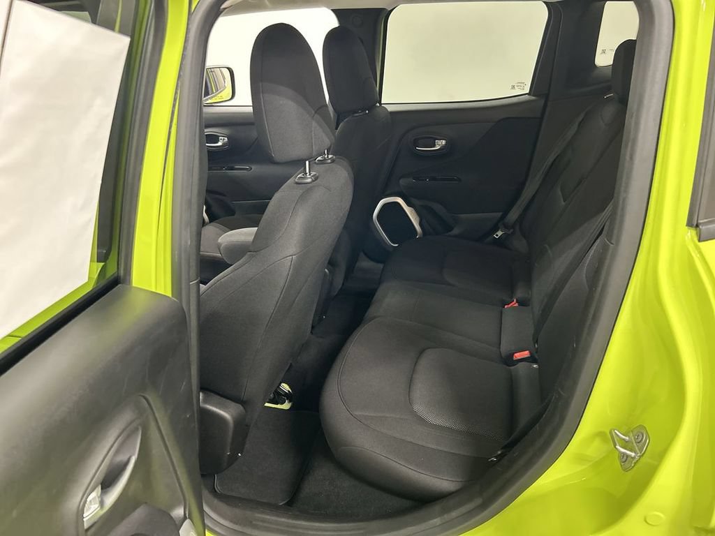 Used 2019 Jeep Renegade Sport w/ Sport Appearance Group AWD/4WD image 19