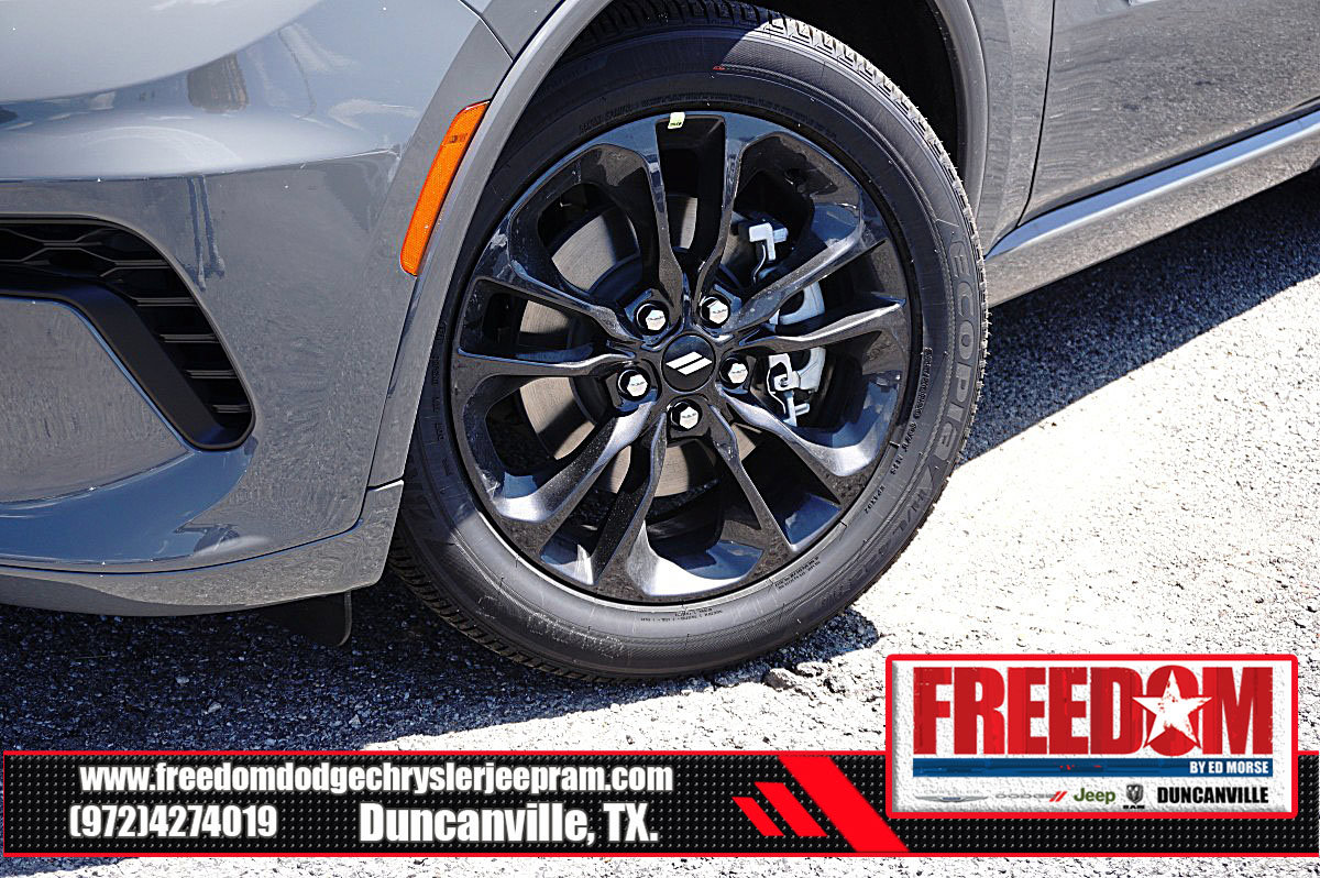 New 2026 Dodge Durango GT w/ Blacktop Package RWD image 9