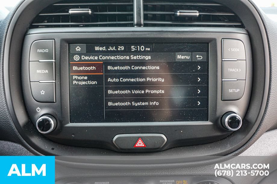 Used 2025 Kia Soul LX w/ LX Technology Package FWD image 36