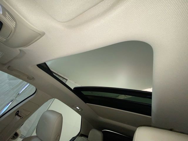 Used 2023 Buick Envision Avenir image 45