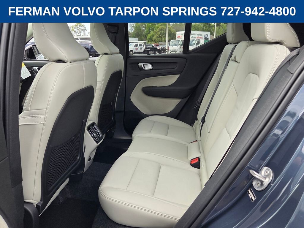 New 2026 Volvo XC40 B5 Ultra w/ Protection Package Premier AWD/4WD image 13