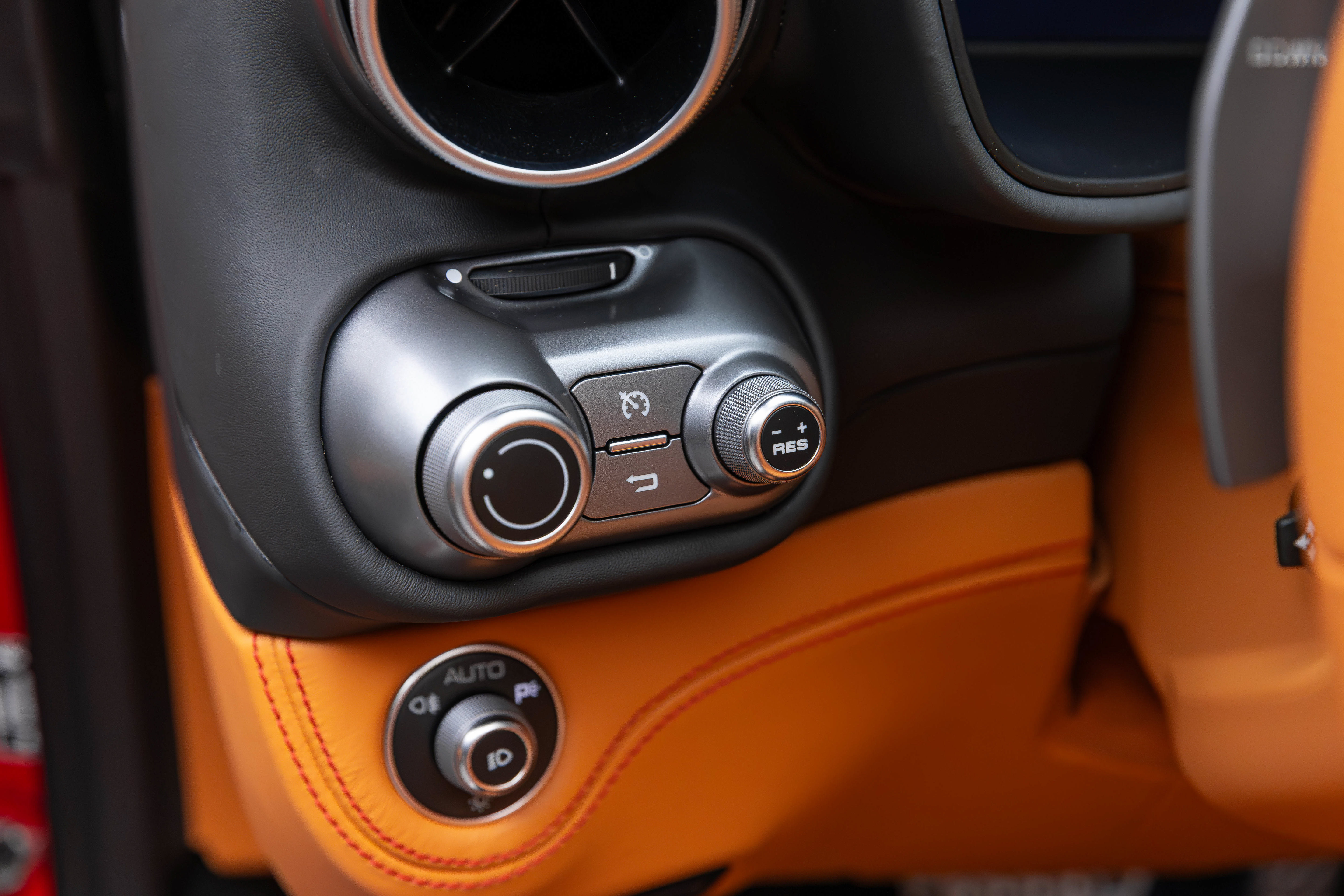 Used 2022 Ferrari Portofino M RWD image 25