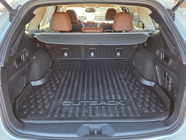 Used 2023 Subaru Outback Touring image 13