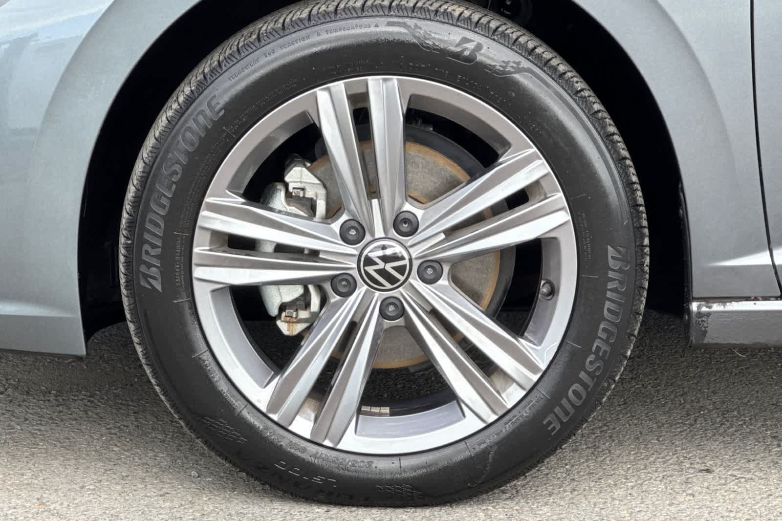 Used 2022 Volkswagen Jetta SE FWD image 26