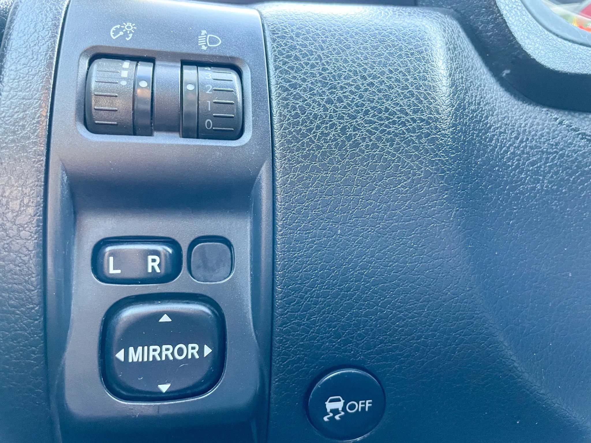 Used 2014 Subaru Impreza WRX STI AWD/4WD image 26
