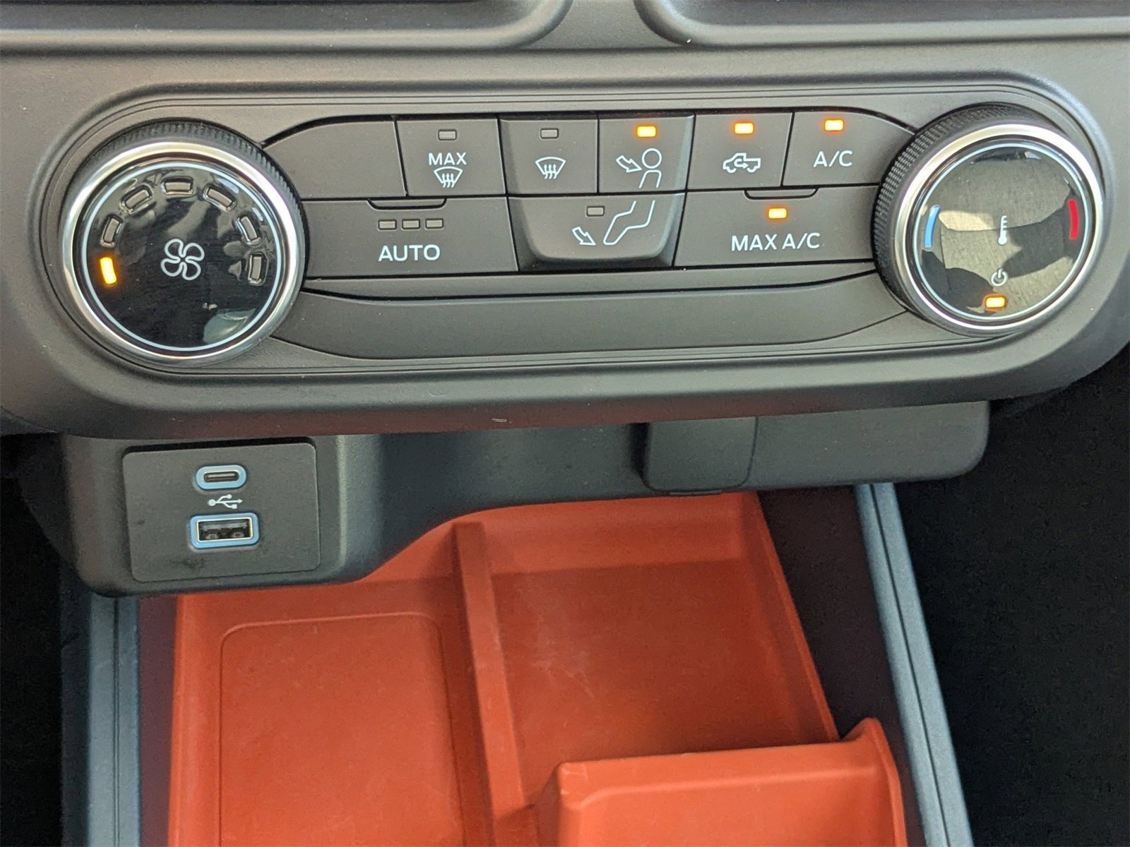 Used 2023 Ford Maverick XLT image 23