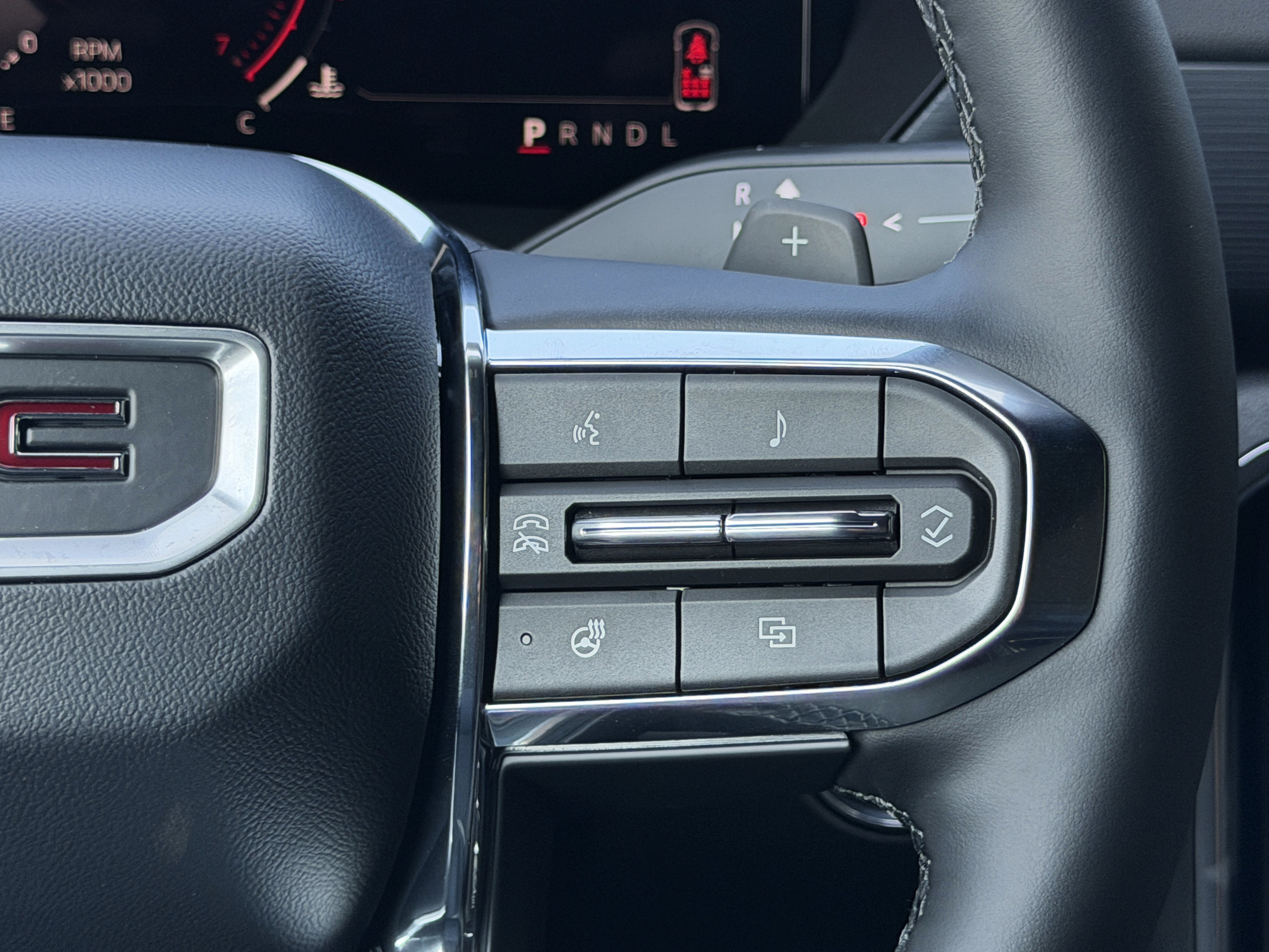 New 2026 GMC Acadia Elevation FWD image 32