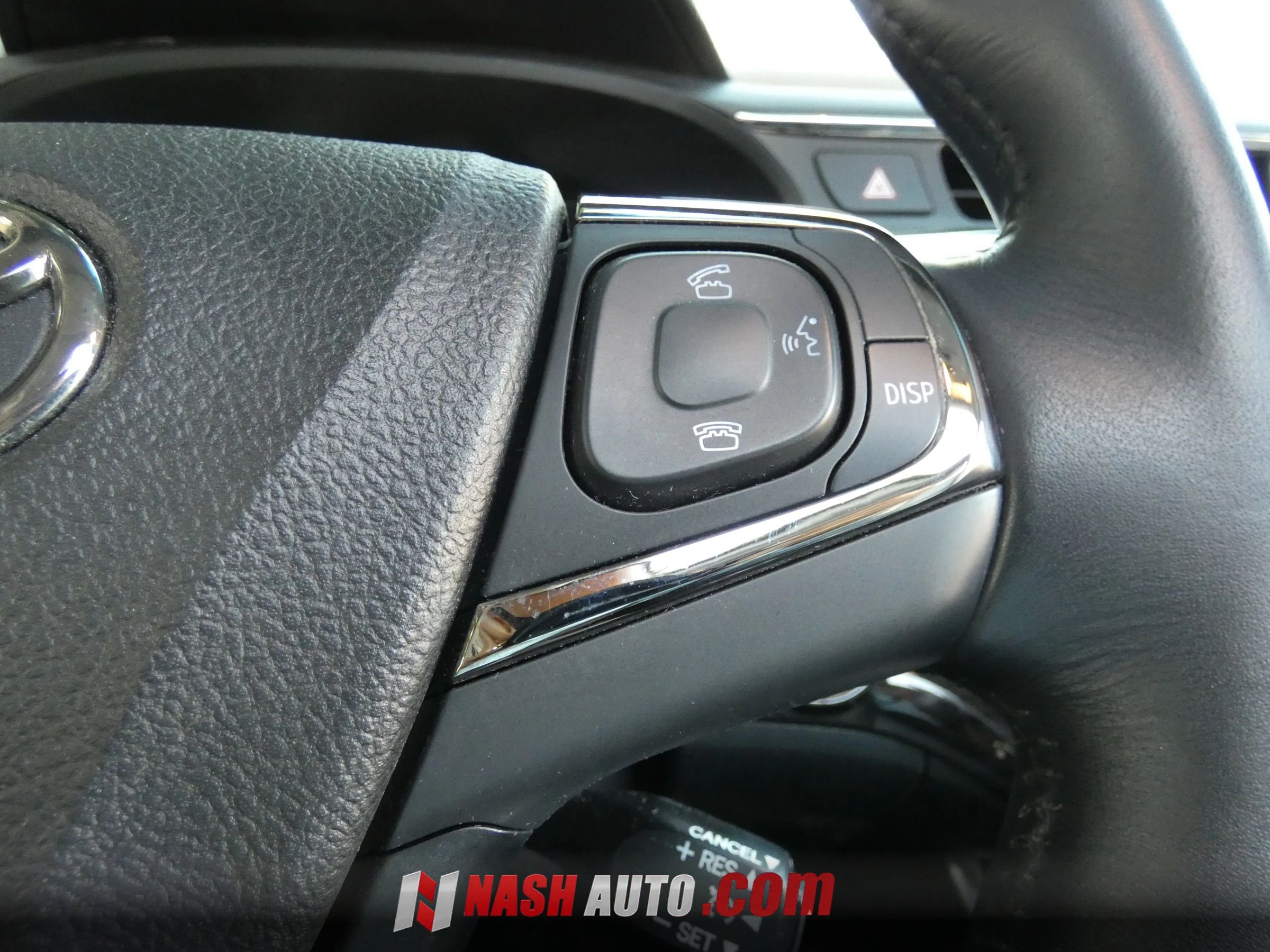 Used 2014 Toyota Avalon Limited FWD image 64