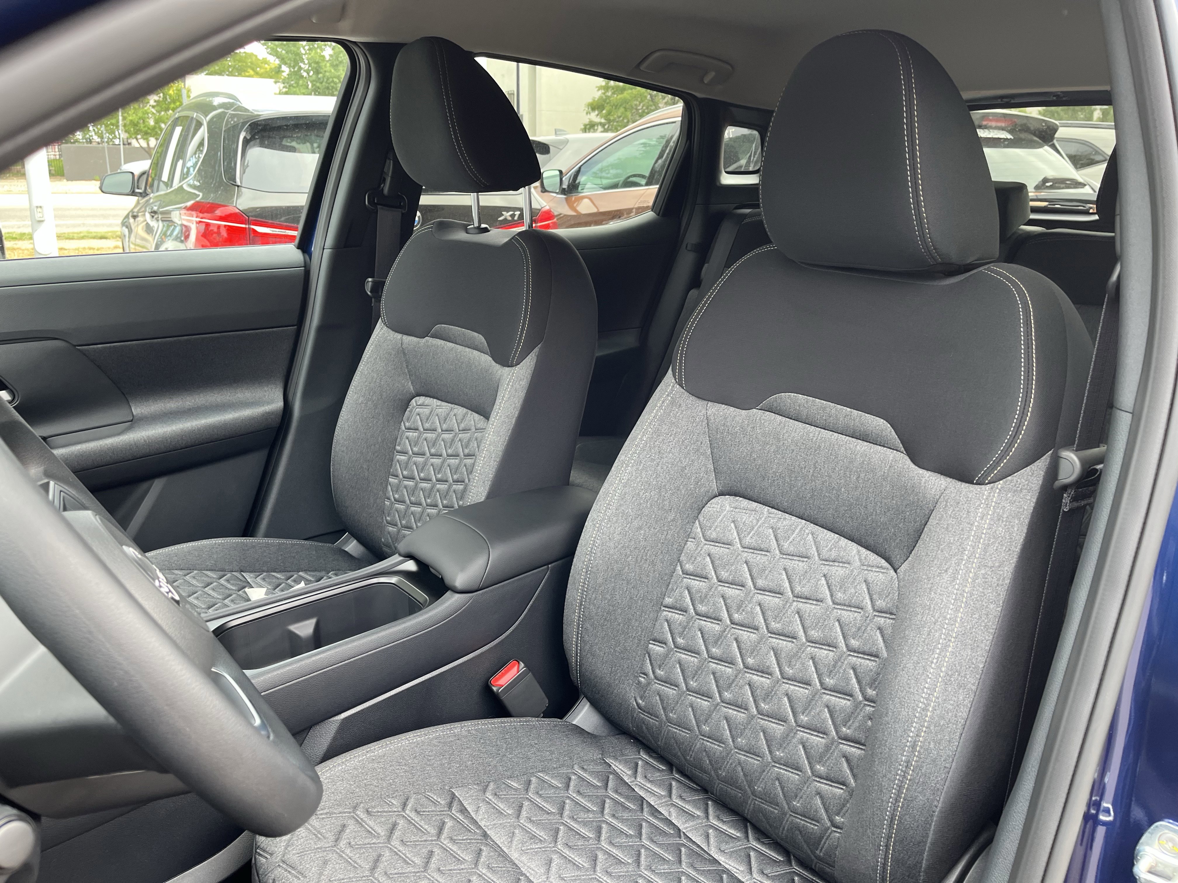 New 2026 Nissan Kicks SV image 8