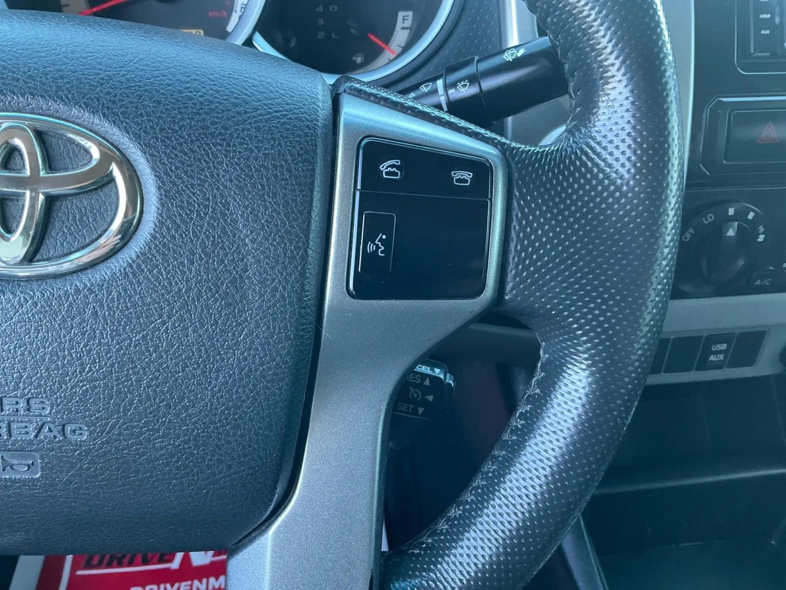 Used 2012 Toyota Tacoma 4x4 Double Cab image 24