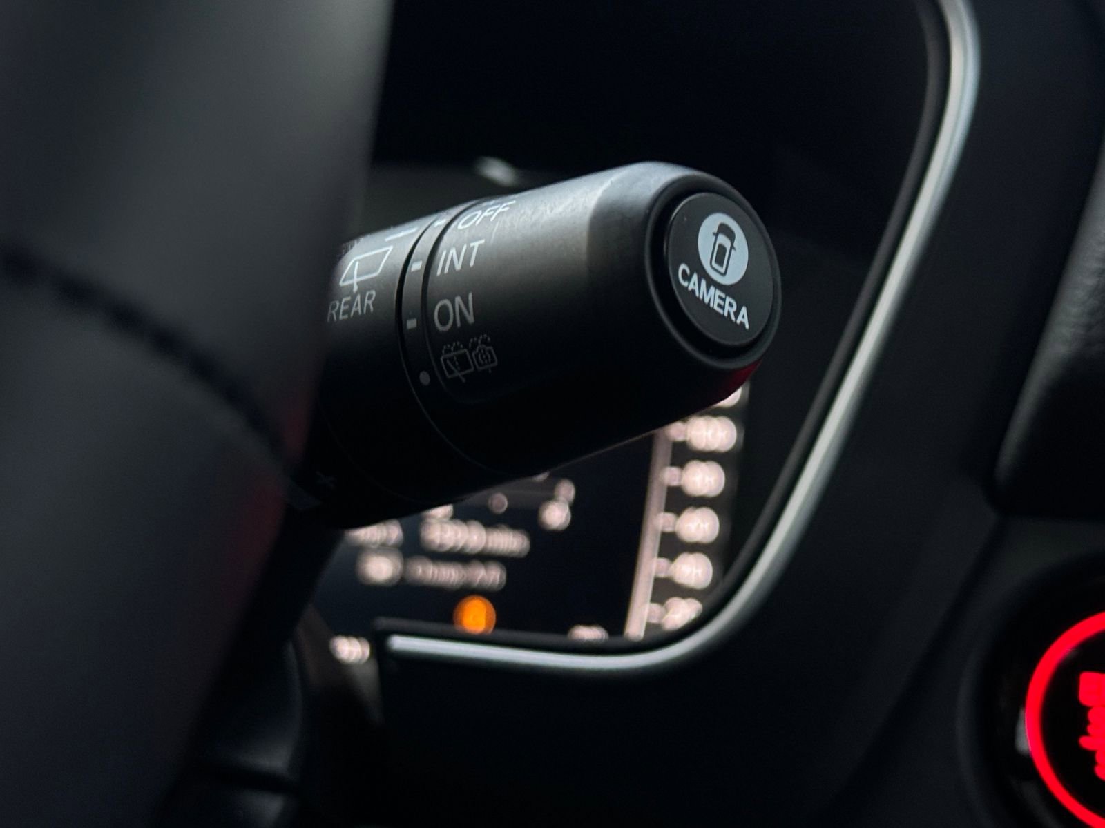 Certified 2025 Honda Pilot Black Edition image 39