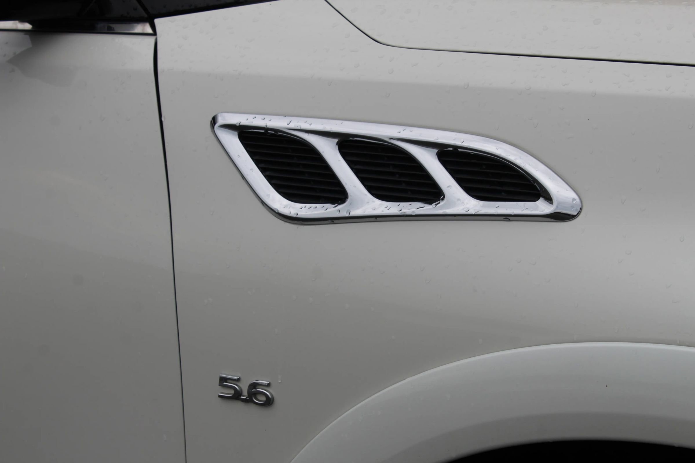 Used 2017 INFINITI QX80 4WD w/ Driver Assistance Package image 35