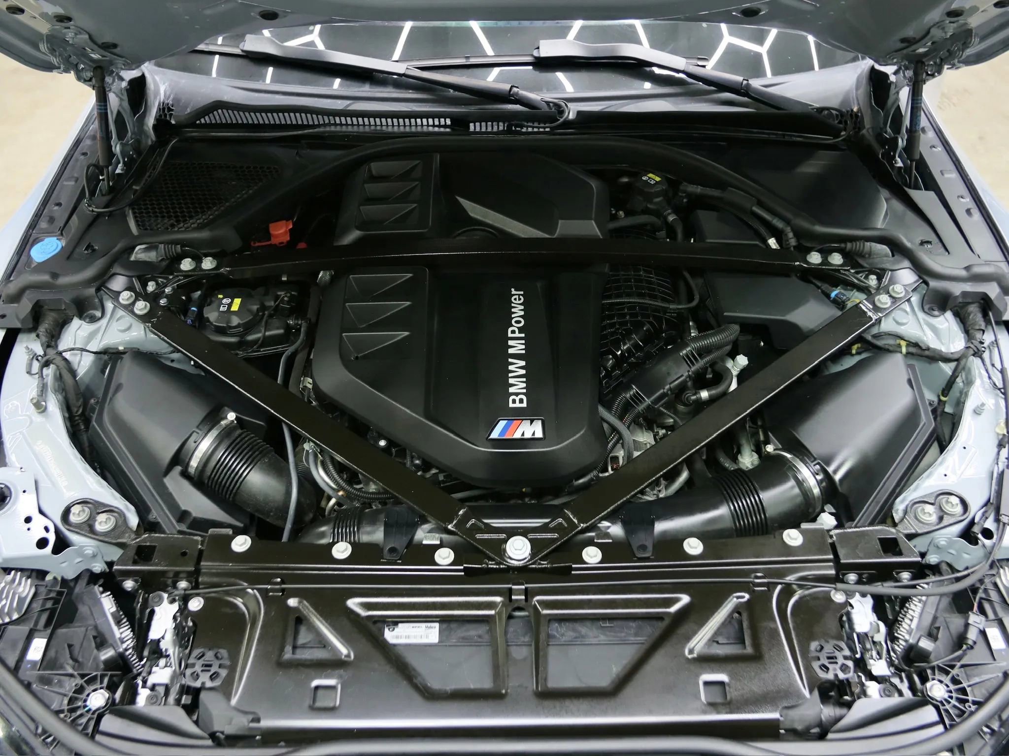 Used 2021 BMW M4 Competition w/ M Carbon Exterior Package image 45