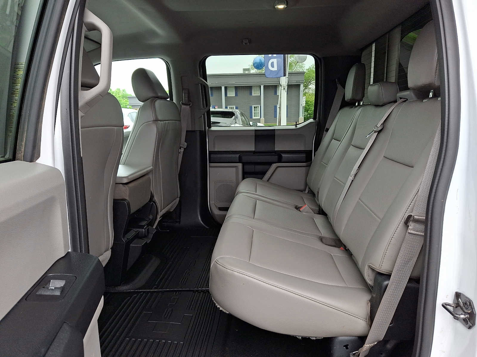 Used 2018 Ford F350 XL w/ Power Equipment Group AWD/4WD image 10