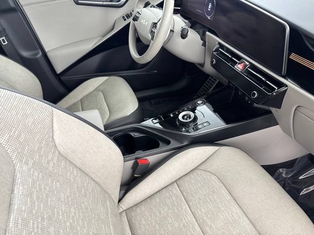 Certified 2023 Kia Niro Wave w/ Wave Preserve Package FWD image 23