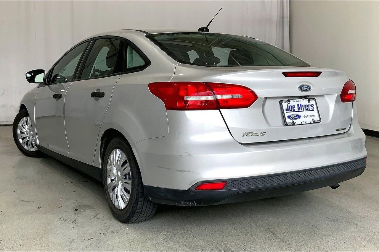 Used 2016 Ford Focus S FWD image 5
