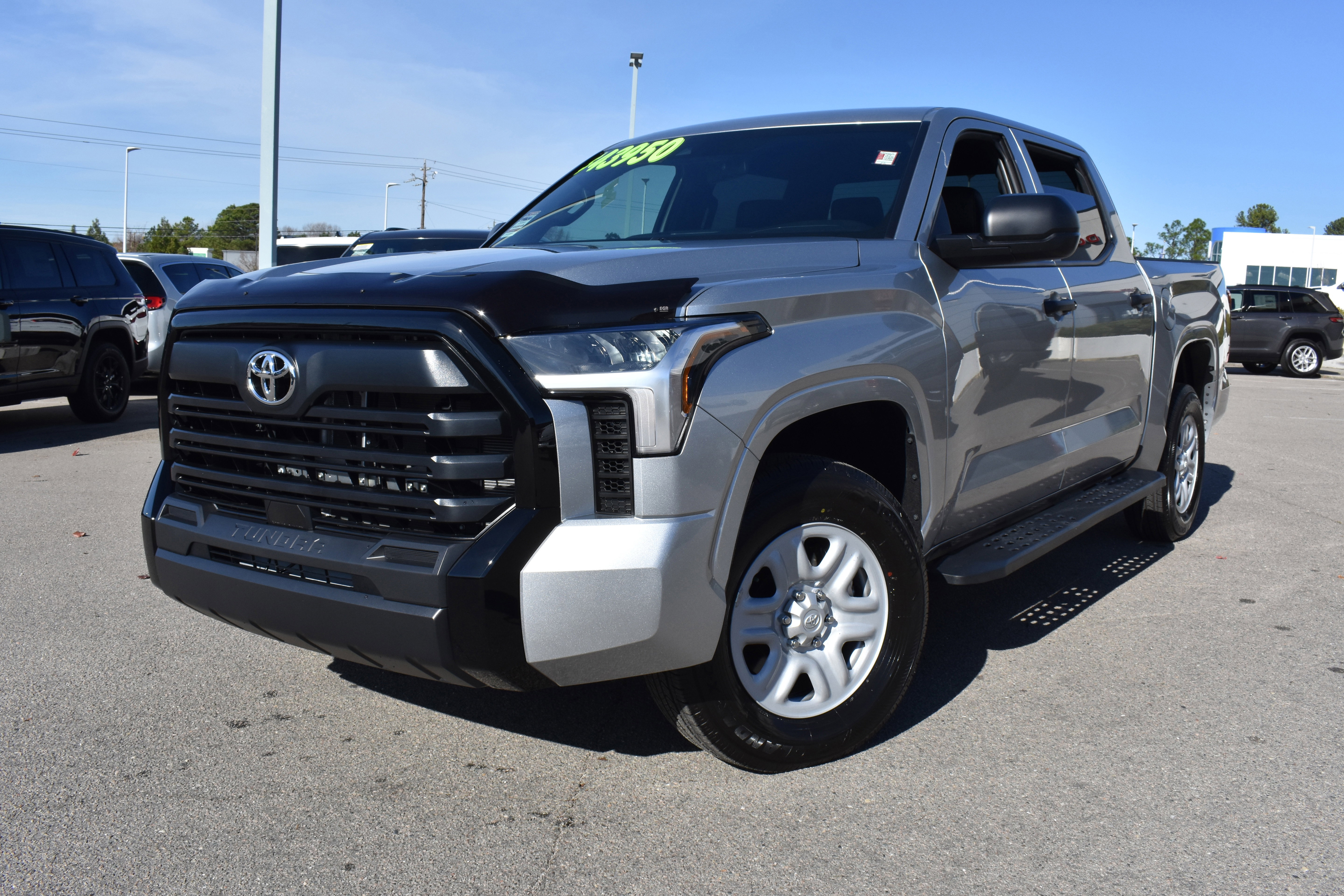Used 2025 Toyota Tundra SR image 5