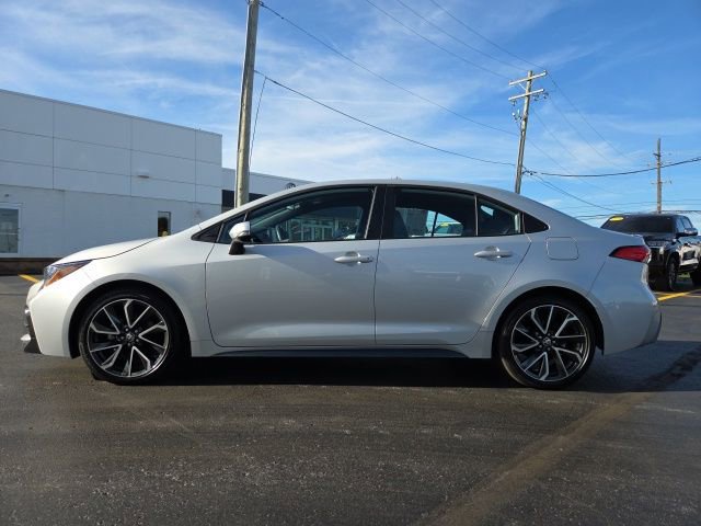 Used 2022 Toyota Corolla SE image 4