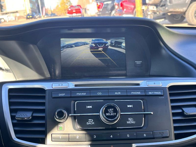 Used 2015 Honda Accord LX image 17
