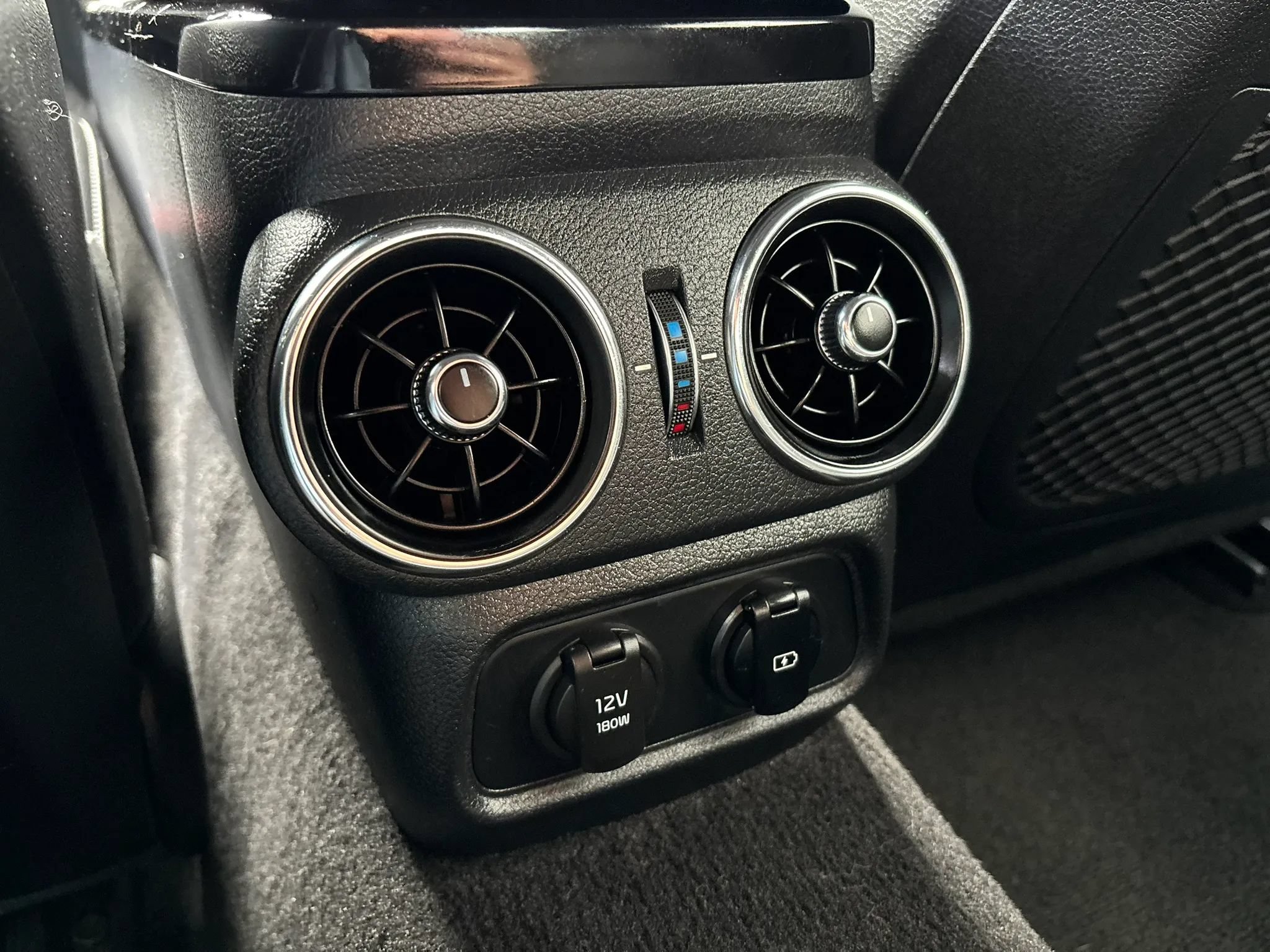 Used 2021 Kia Stinger GT-Line RWD image 57