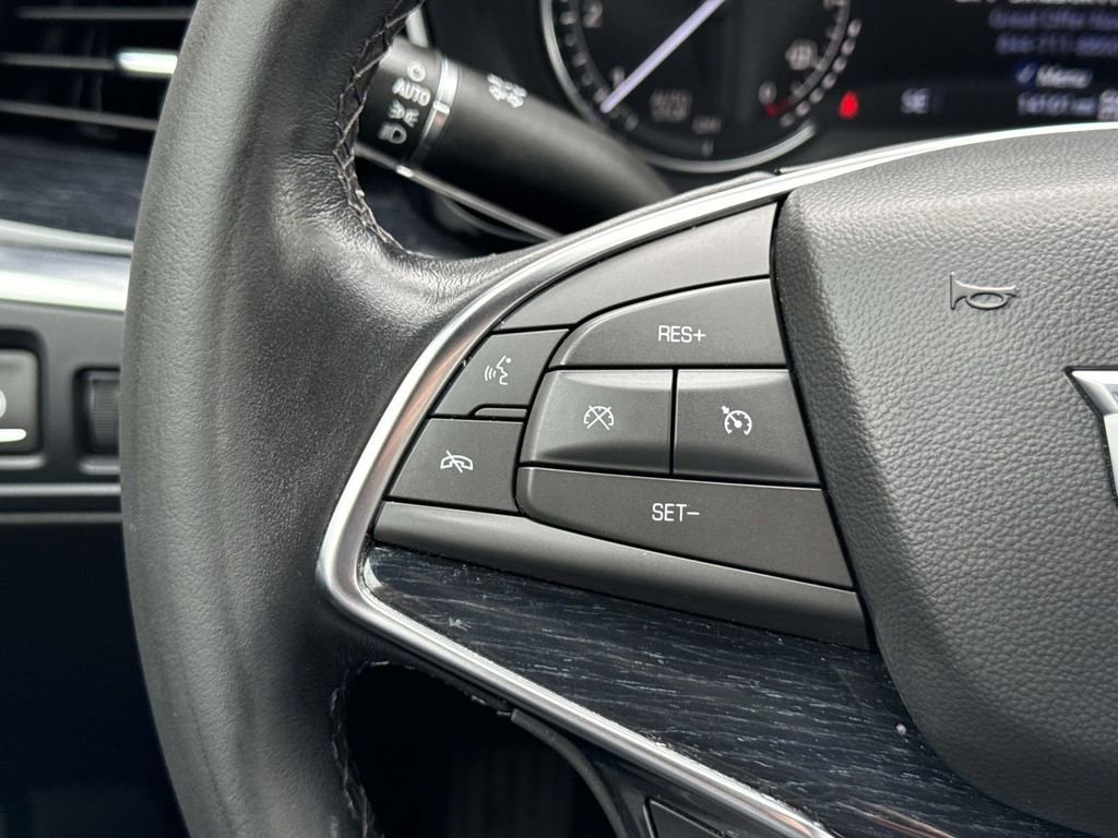 Used 2024 Cadillac XT5 Premium Luxury image 38