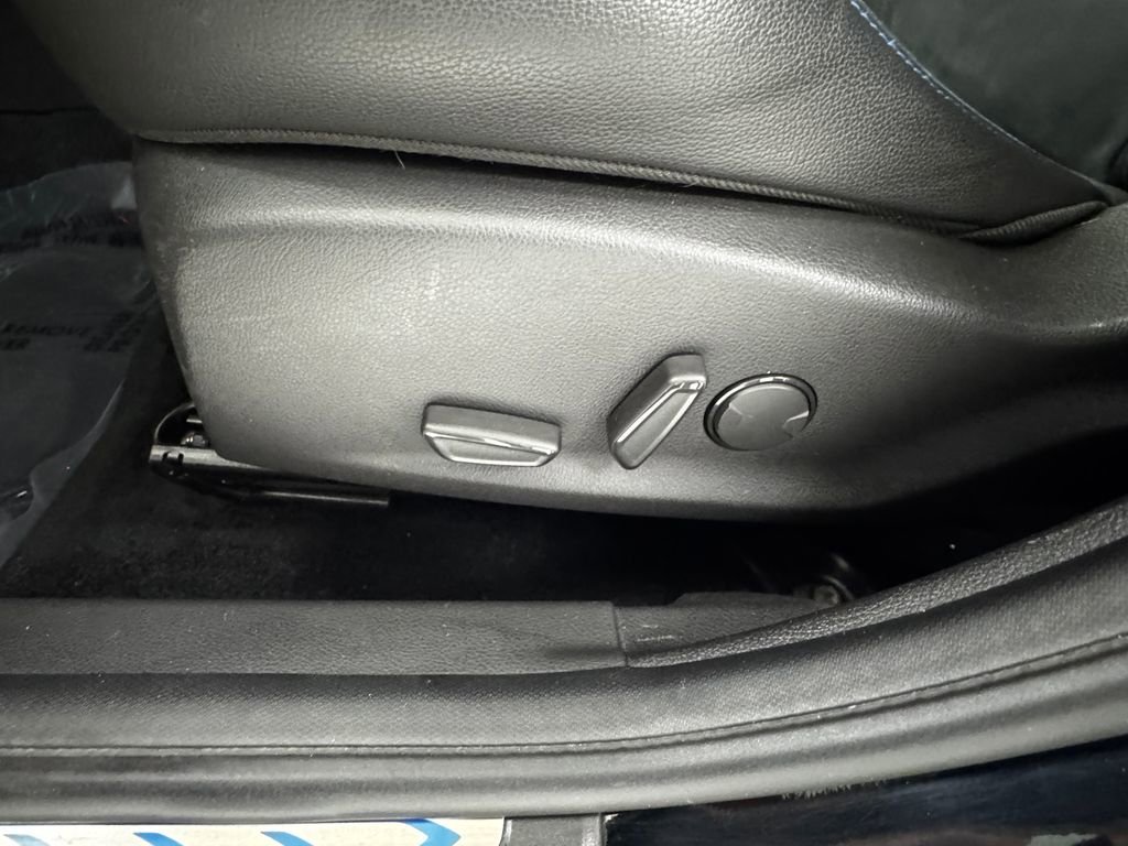 Used 2017 Ford Focus RS image 35