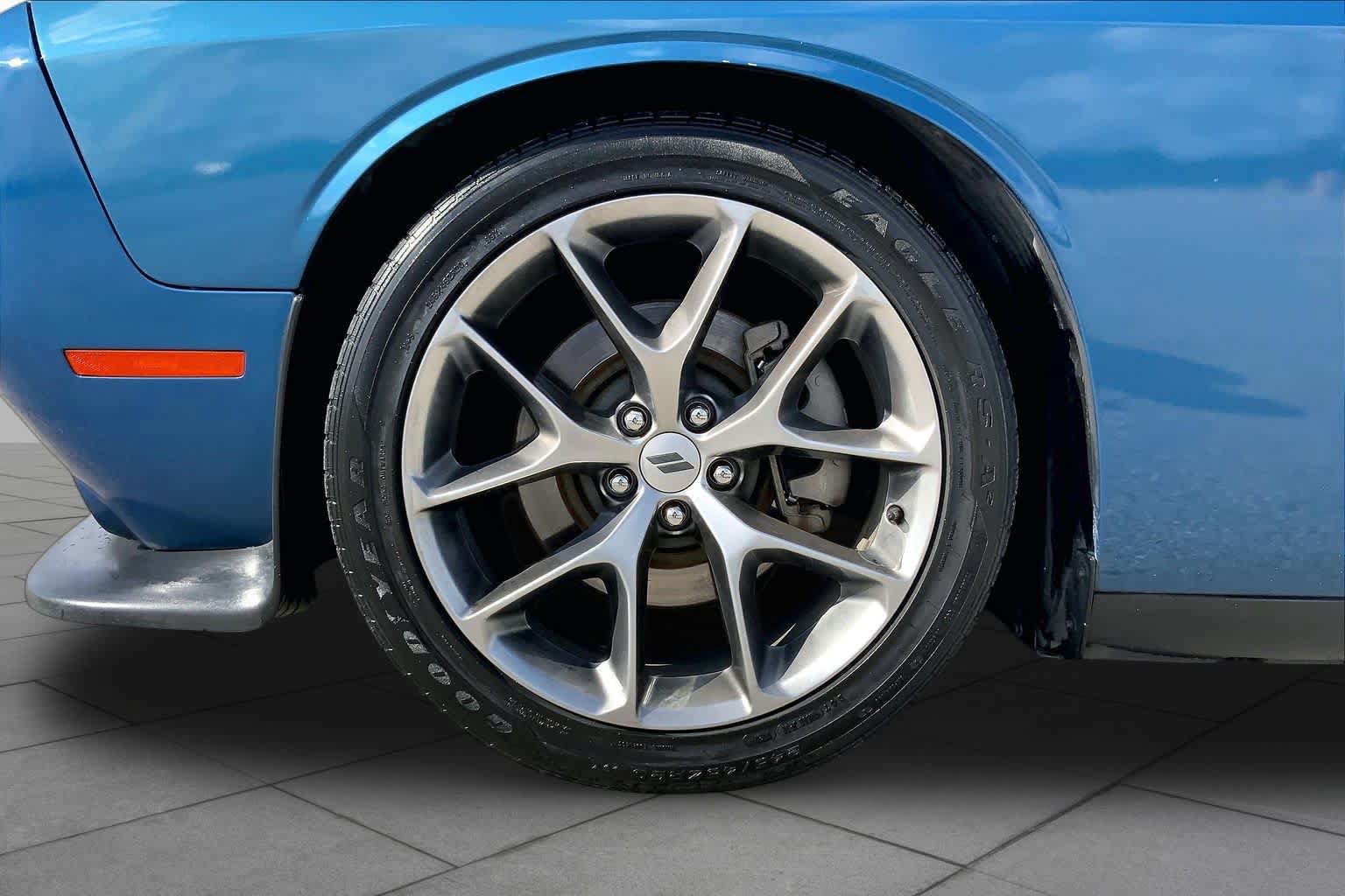 Used 2021 Dodge Challenger GT RWD image 10